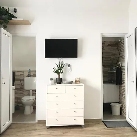 Dombay House Apartment Pecsvarad