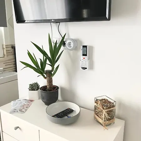 Dombay House Apartment *