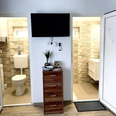 Dombay House Apartment