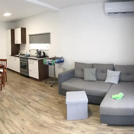 Dombay House Apartment Pecsvarad